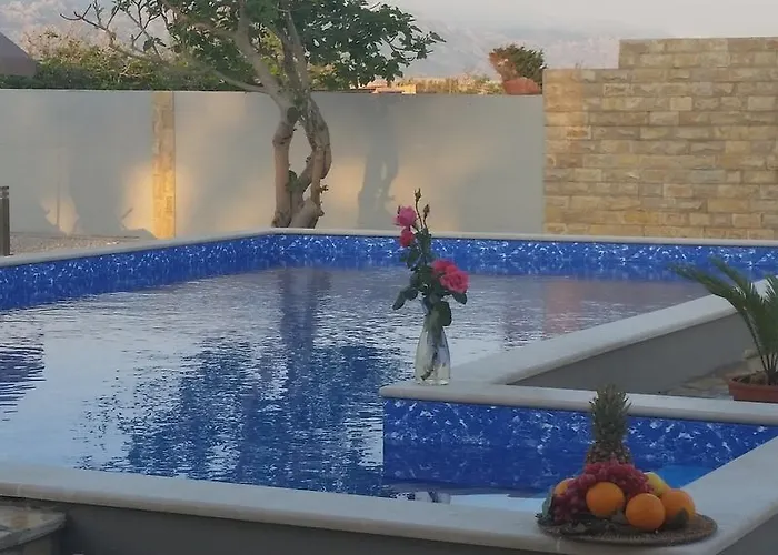 Апартаменты House With Swimming Pool Blue Diamond Повляна