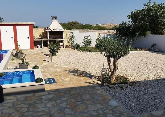 House With Swimming Pool Blue Diamond Апартаменты Повляна