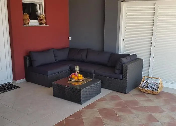 Апартаменты House With Swimming Pool Blue Diamond *