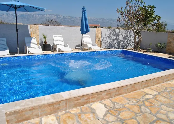 House With Swimming Pool Blue Diamond Апартаменты *