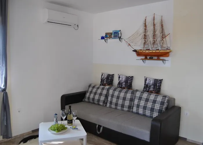 House With Swimming Pool Blue Diamond Апартаменты Повляна