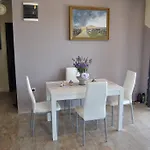 Appartement House With Swimming Pool Blue Diamond *